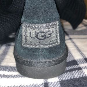UGG Australia Black classic Cardy Boots 10